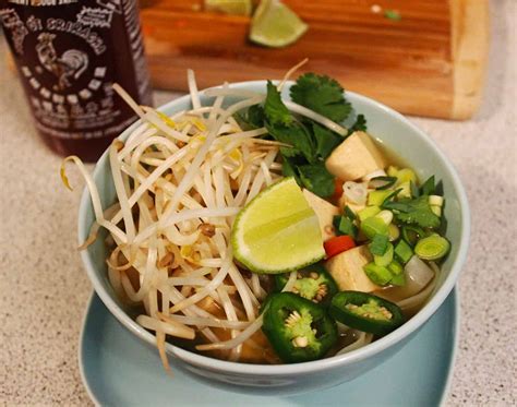 vegan-pho-recipe-vietnamese-rice-noodle-soup-for image