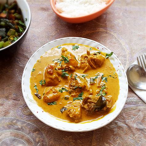 chicken-with-coconut-milk-and-spices-my-indian-taste image