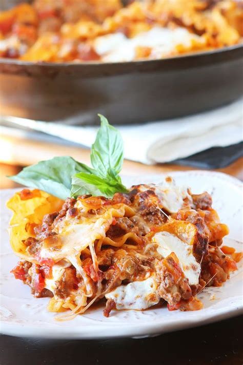 easy-lasagna-recipe-make-homemade-lasagna-in-25-min image