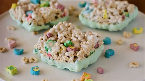 no-bake-lucky-charms-treats-recipe-pillsburycom image