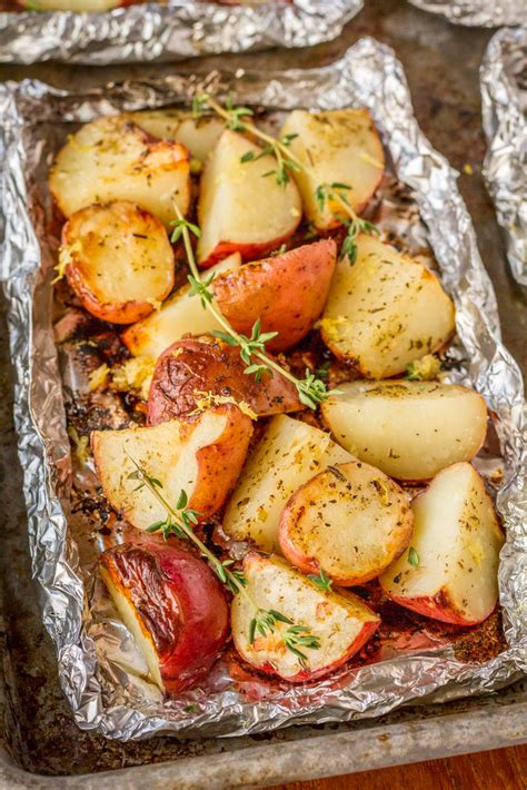 easy-grilled-potatoes-in-foil-packets-tin-star-foods image