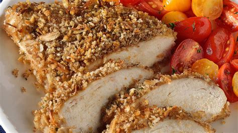 savory-onion-crusted-chicken-recipe-hellmanns-us image