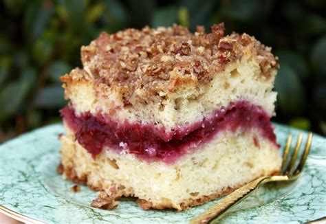 cherry-cream-cheese-coffee-cake-with-streusel-crunch image