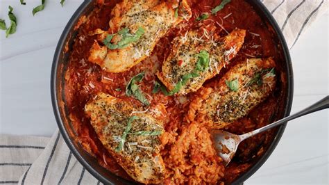 one-pan-tomato-basil-chicken-and-rice-recipe-mashed image