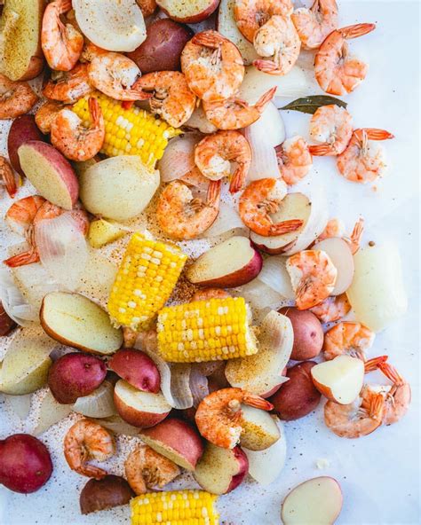 best-classic-shrimp-boil-a-couple-cooks image