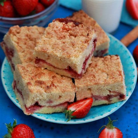 the-easiest-strawberry-crumb-dessert-bars image