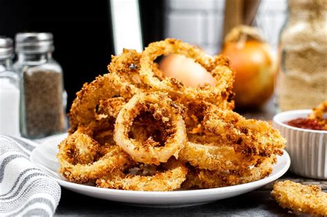 make-amazing-onion-rings-in-your-air-fryer-all-ways image