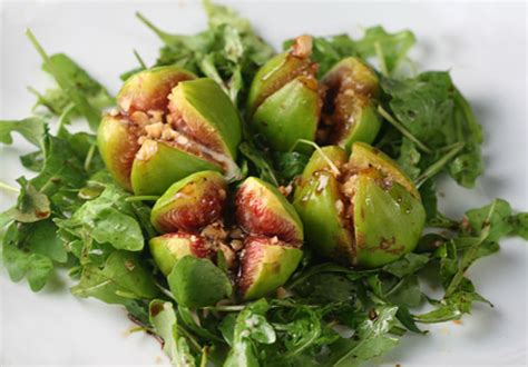grilled-figs-with-gorgonzola-cheese-honey-italian image