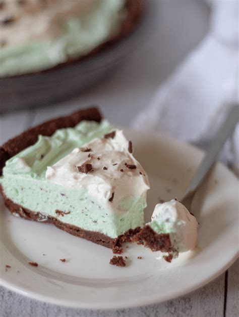 frozen-mint-chocolate-chip-pie-keto-gluten-free image