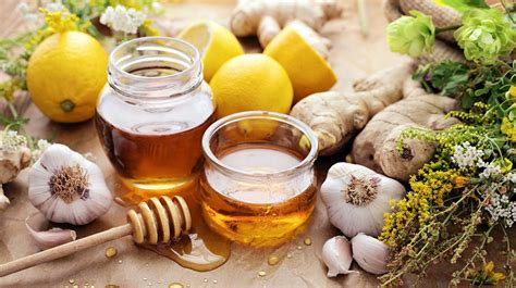 garlic-and-honey-proven-benefits-uses-recipes-and image