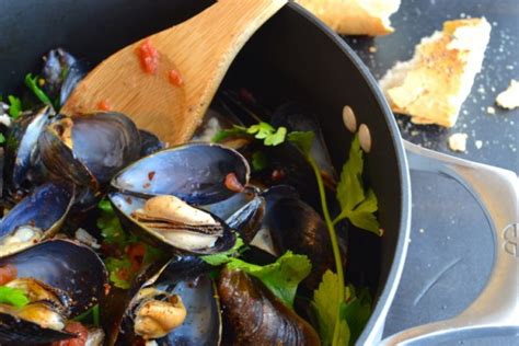 mussels-marinara-or-fra-diavolo-taste-love-and image