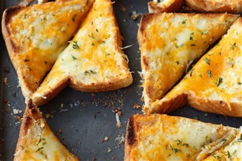 three-cheese-garlic-texas-toast-tasty-kitchen image