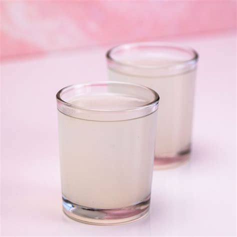 kamikaze-cocktail-recipe-liquorcom image