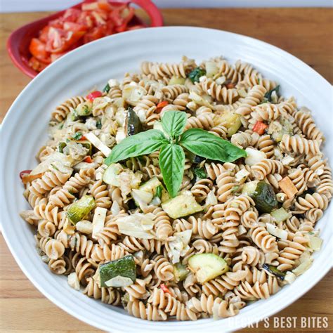 mediterranean-pasta-salad-with-summer-fresh image