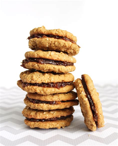 date-filled-oatmeal-sandwich-cookies-port-and-fin image