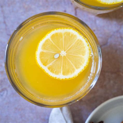 hot-lemonade-sugar-free-lemon-water-ve-eat-cook image