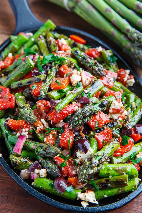 grilled-asparagus-with-marinated-roasted-red image