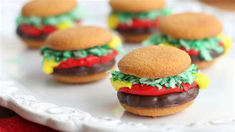 mini-burger-cookies-recipe-tablespooncom image