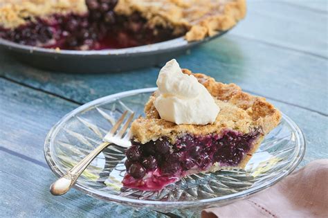 the-only-blueberry-pie-recipe-you-need-bigger image