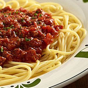 the-actual-olive-garden-bolognese-sauce image
