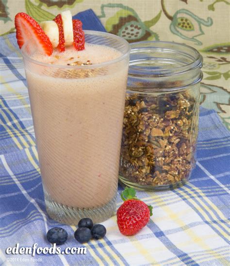 eden-foods-eden-recipes-berry-banana-granola-smoothie image