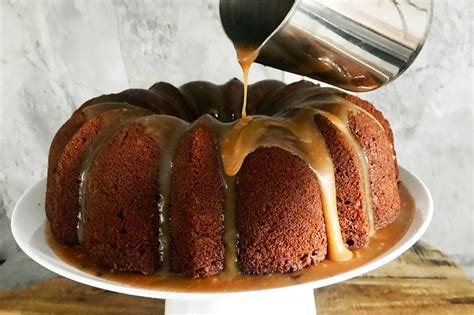 this-sticky-toffee-pudding-bundt-cake-is-a-thing-of image