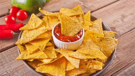 you-should-think-twice-about-eating-chips-with-salsa image