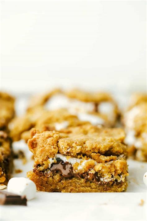 to-die-for-ooey-gooey-smores-bars-the-recipe-critic image