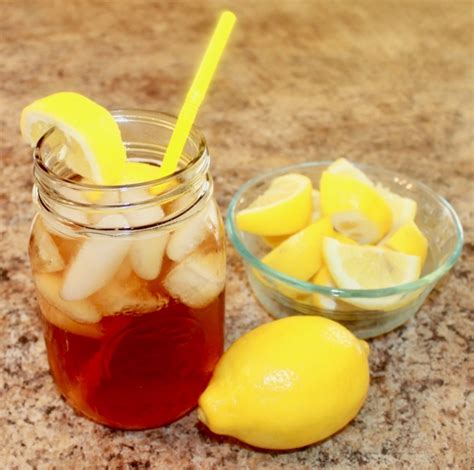 how-to-make-real-southern-sweet-tea-southern-love image