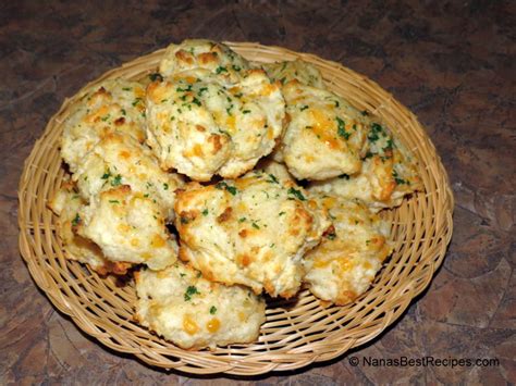 cheddar-garlic-biscuits-nanas-best image