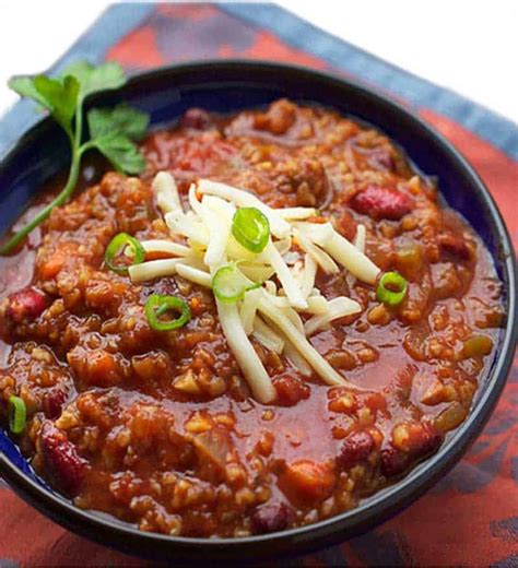 my-favorite-vegetarian-chili-recipe-i-panning-the-globe image