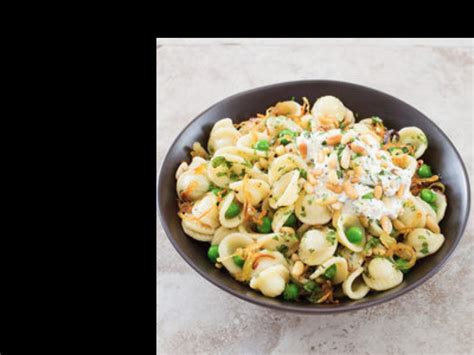 healthy-recipes-orecchiette-with-peas-pine-nuts-and image