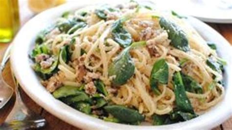 linguine-with-sardines-and-spinach image