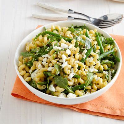 lemony-pasta-salad-with-green-beans-and-arugula image