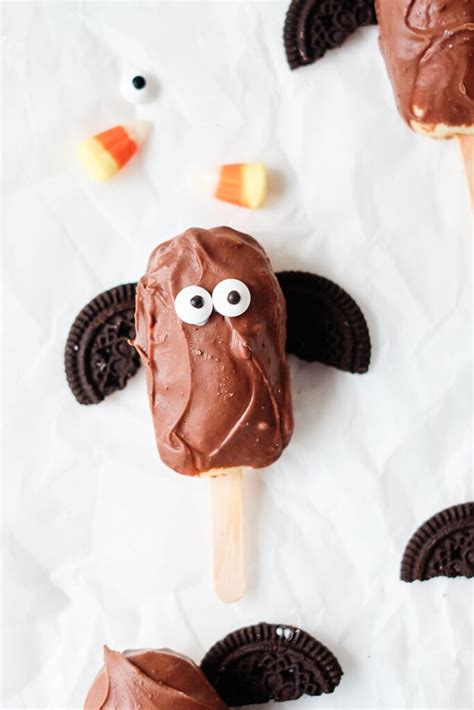 easy-halloween-cake-pops-the-wooden-spoon-effect image