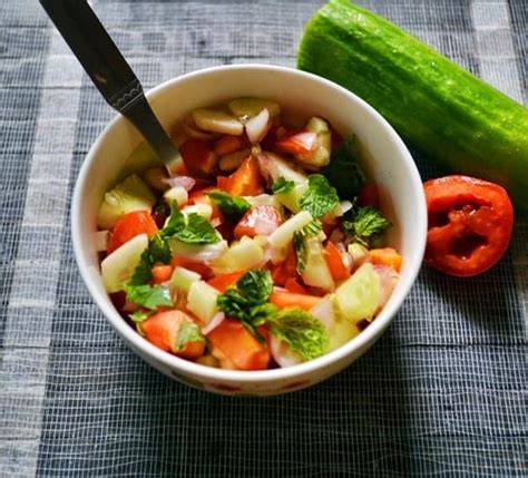kachumber-onion-tomato-cucumber-salad-cook image