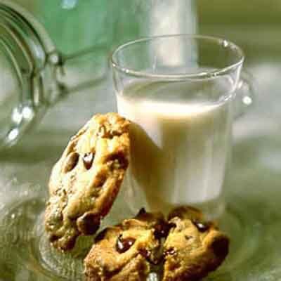 toll-house-cookies-recipe-land-olakes image