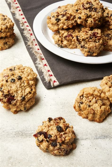 chewy-winter-fruit-oatmeal-cookies-bake-or-break image