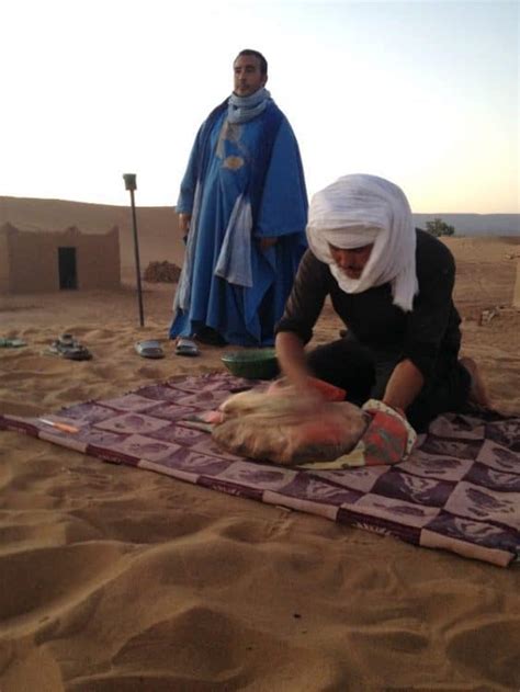 making-sand-bread-in-the-sahara-marocmama image