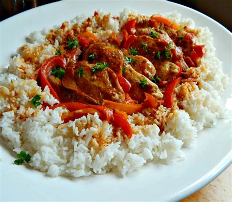 poulet-basquaise-basque-chicken-over-rice-frugal image