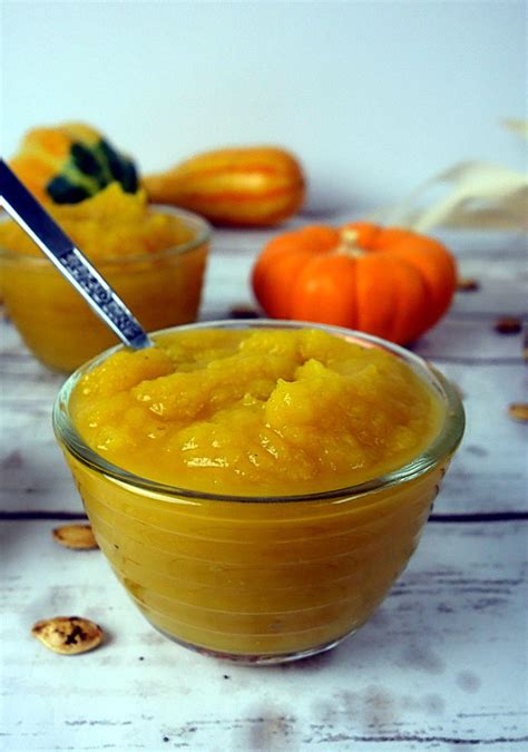how-to-make-pumpkin-puree-in-the-slow-cooker image