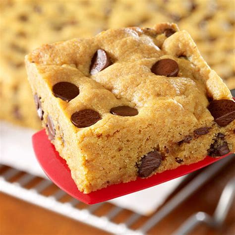 skippy-easy-peanut-butter-cookie-bars image
