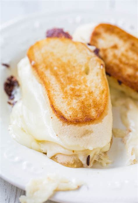 cheese-lovers-fontina-and-mozzarella-grilled-cheese image