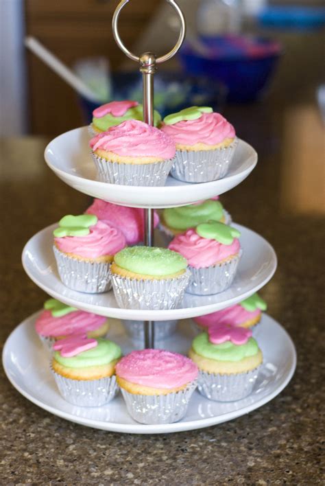 billys-vanilla-vanilla-cupcakes-whisk-together image