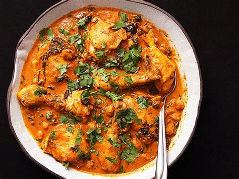 easy-pressure-cooker-chicken-and-chickpea-masala image