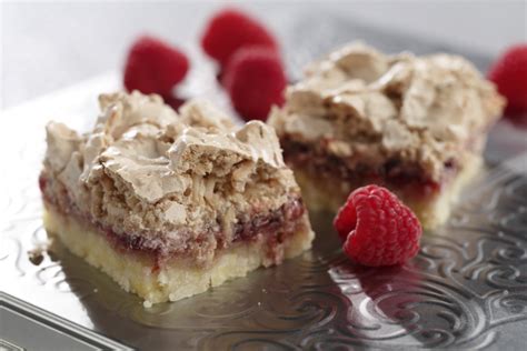 raspberry-meringue-bars-recipe-get-cracking image