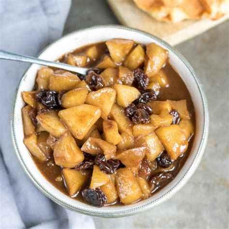 cinnamon-apple-compote-with-raisins-veggie-desserts image