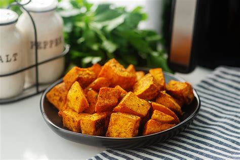 roasted-sweet-potatoes-in-air-fryer-airfriedcom image