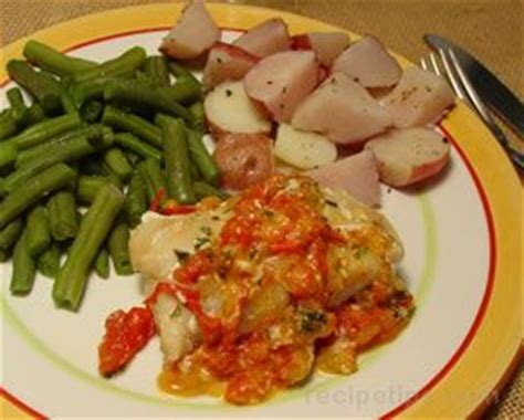fish-with-wine-tomato-and-onion image