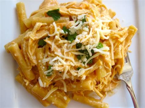 pasta-con-pollo-colombian-creamy-pasta-with-chicken image